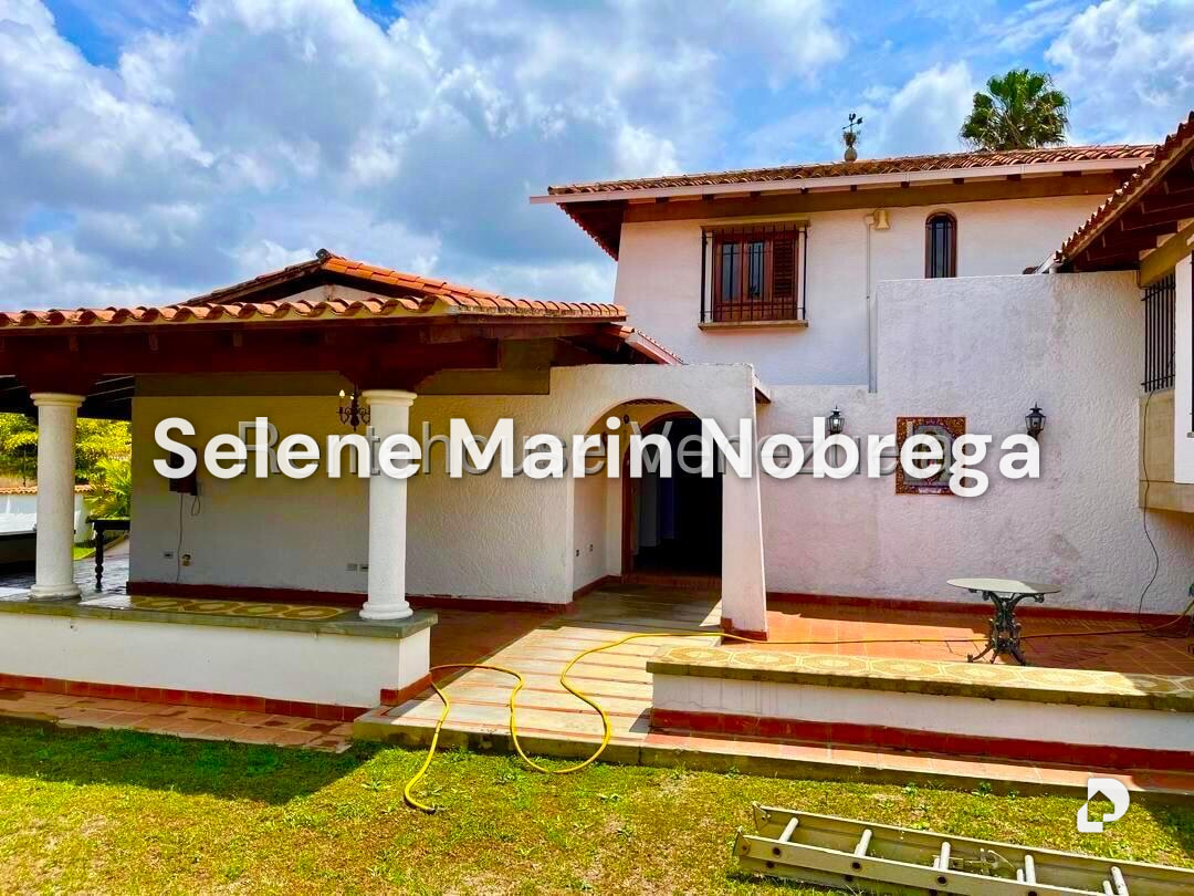 Casa en La Lagunita Country Club, Caracas – 18