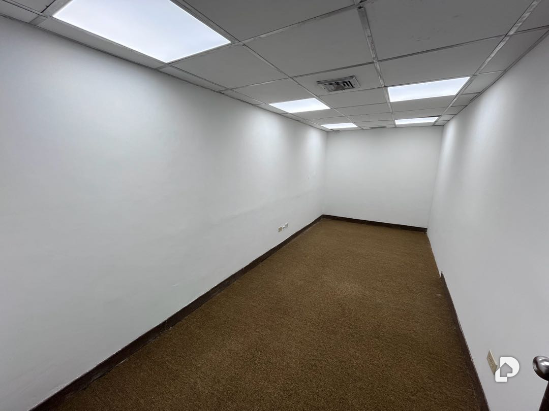 Oficina en Caracas – 18