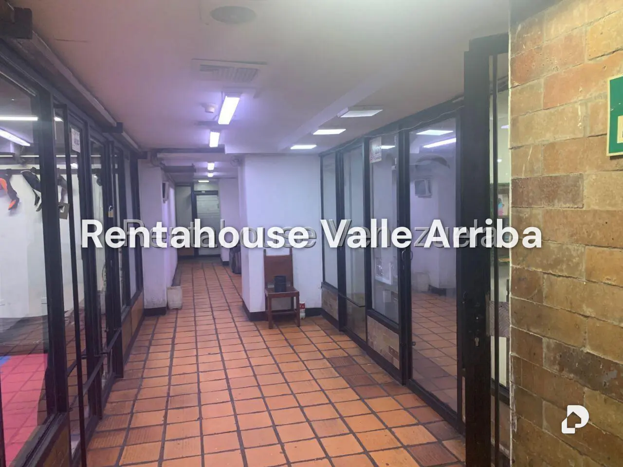 Edificio en Parroquia La Candelaria, Caracas – 11