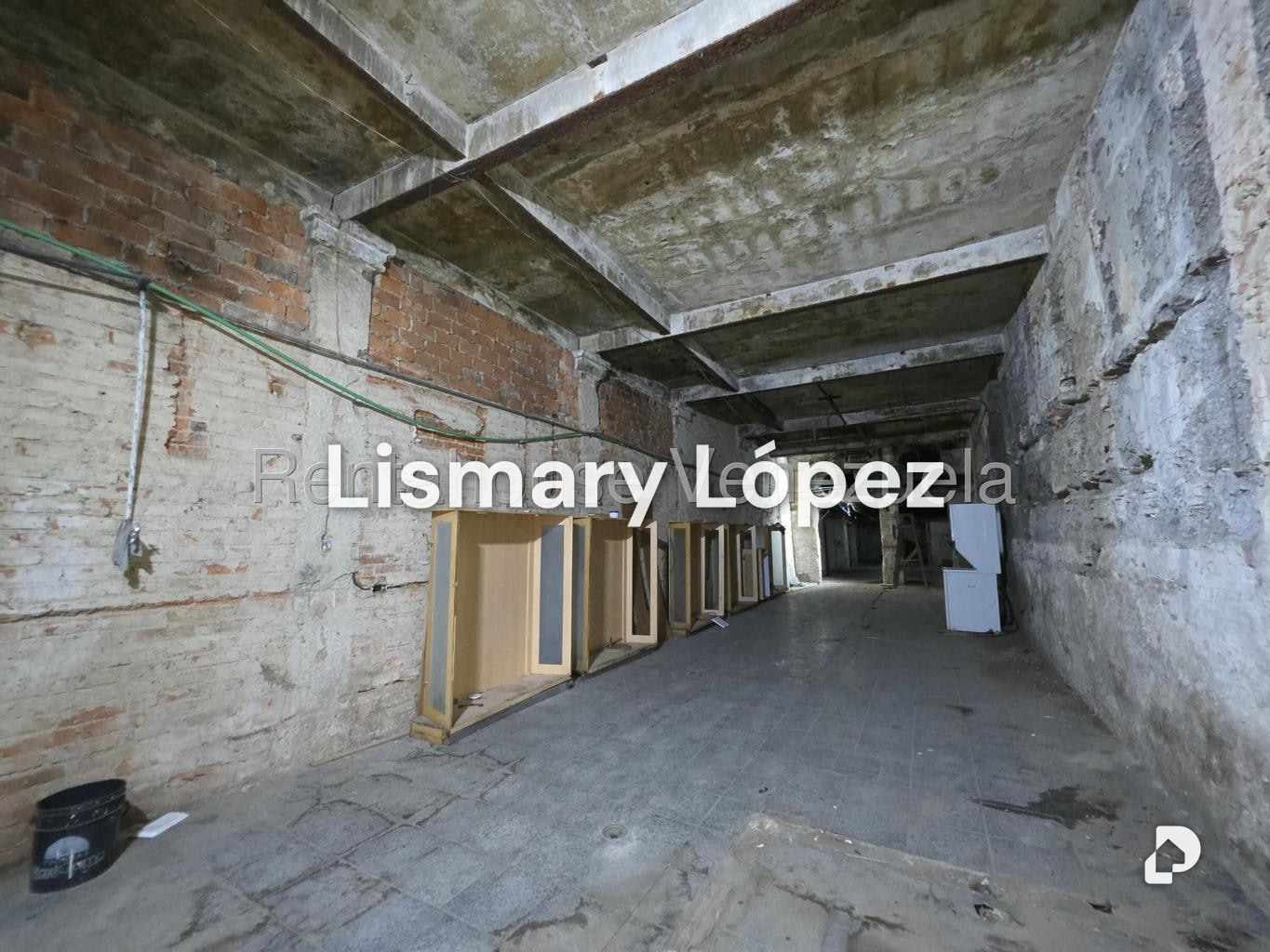 Local comercial en Parroquia Catedral, Caracas – 11