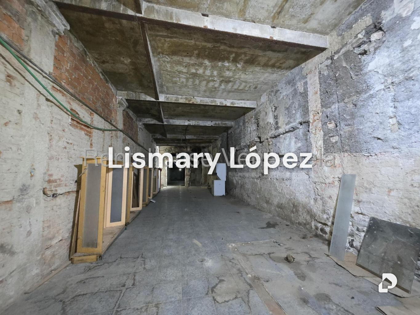 Local comercial en Parroquia Catedral, Caracas – 14