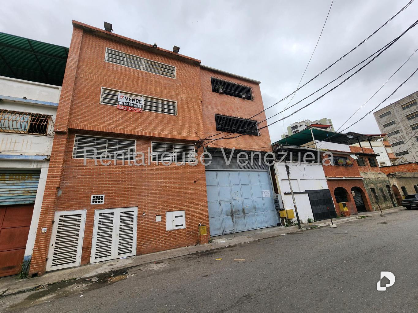 Edificio en Prado de María, Caracas – 1