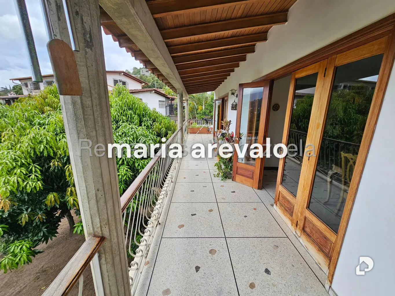 House in Prados del Este, Caracas – 9