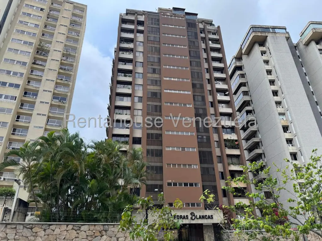 Apartment in Lomas de Prados del Este, Caracas - 1
