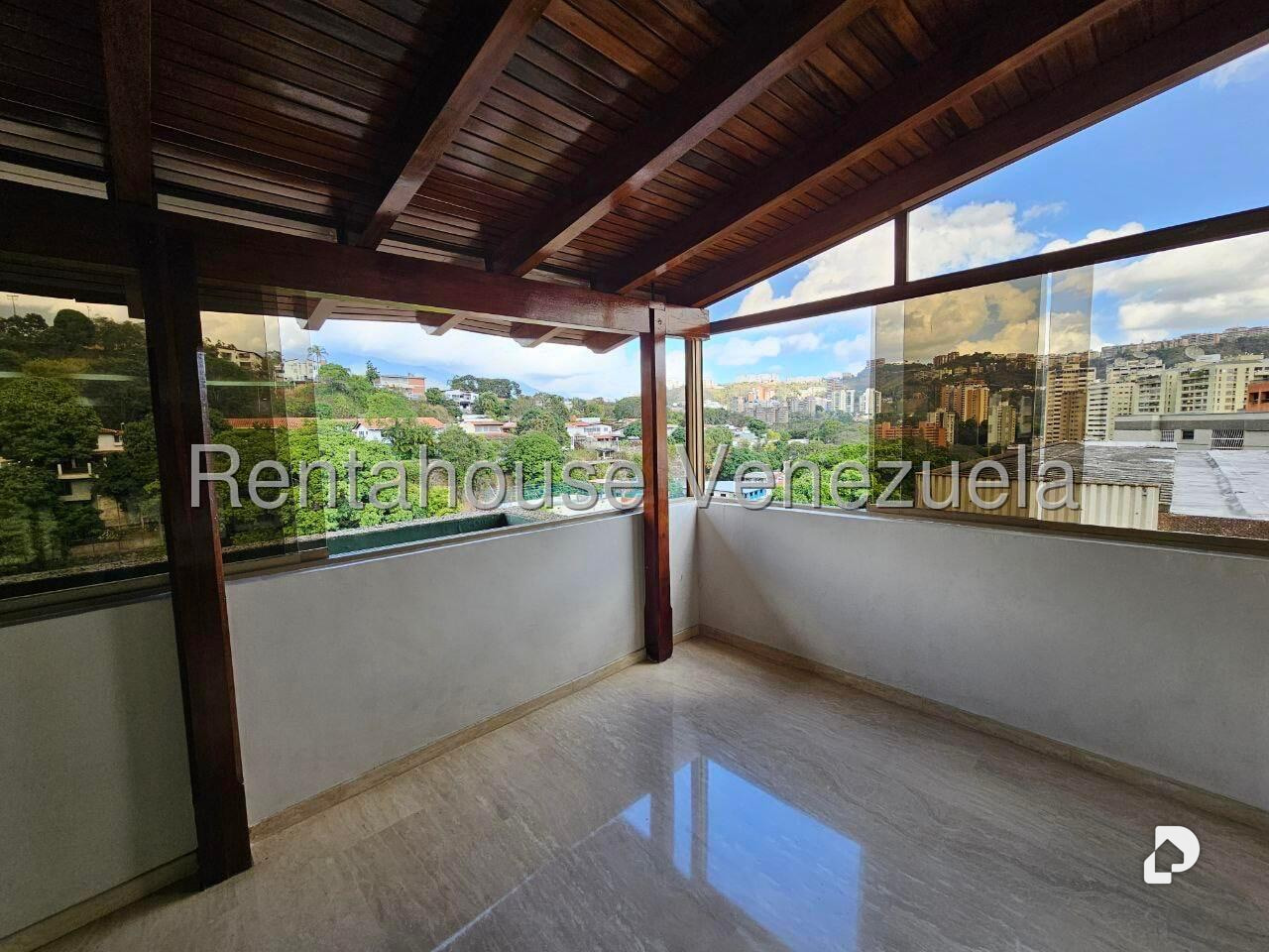 Apartamento en Santa Fe Norte, Caracas – 11