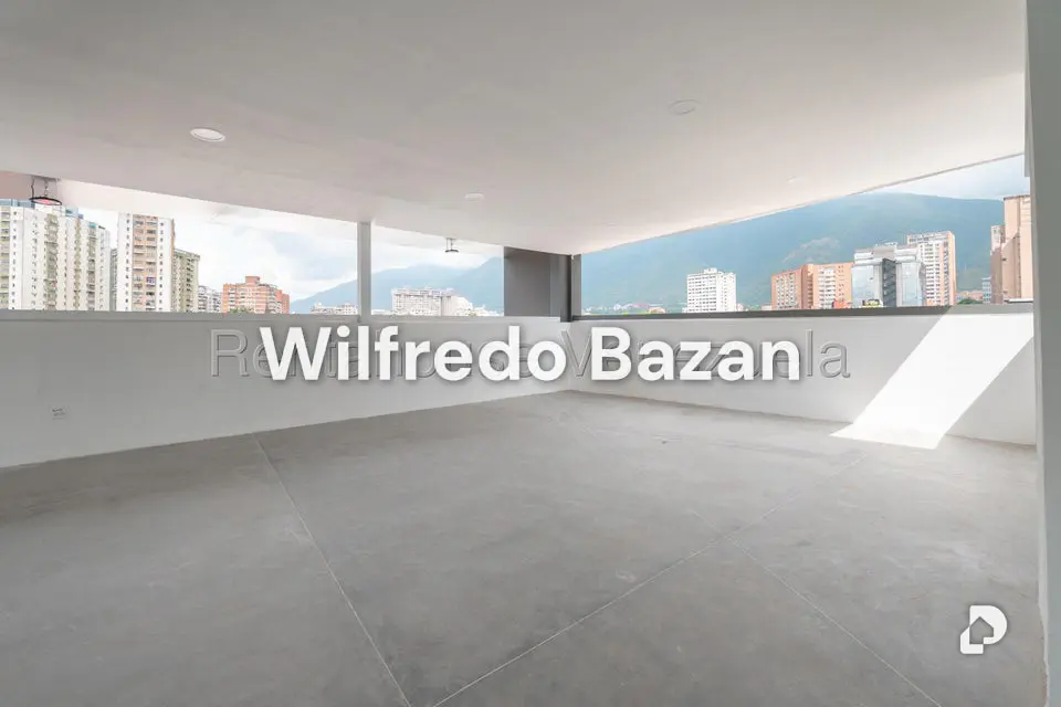 Edificio en Boleíta, Caracas – 11