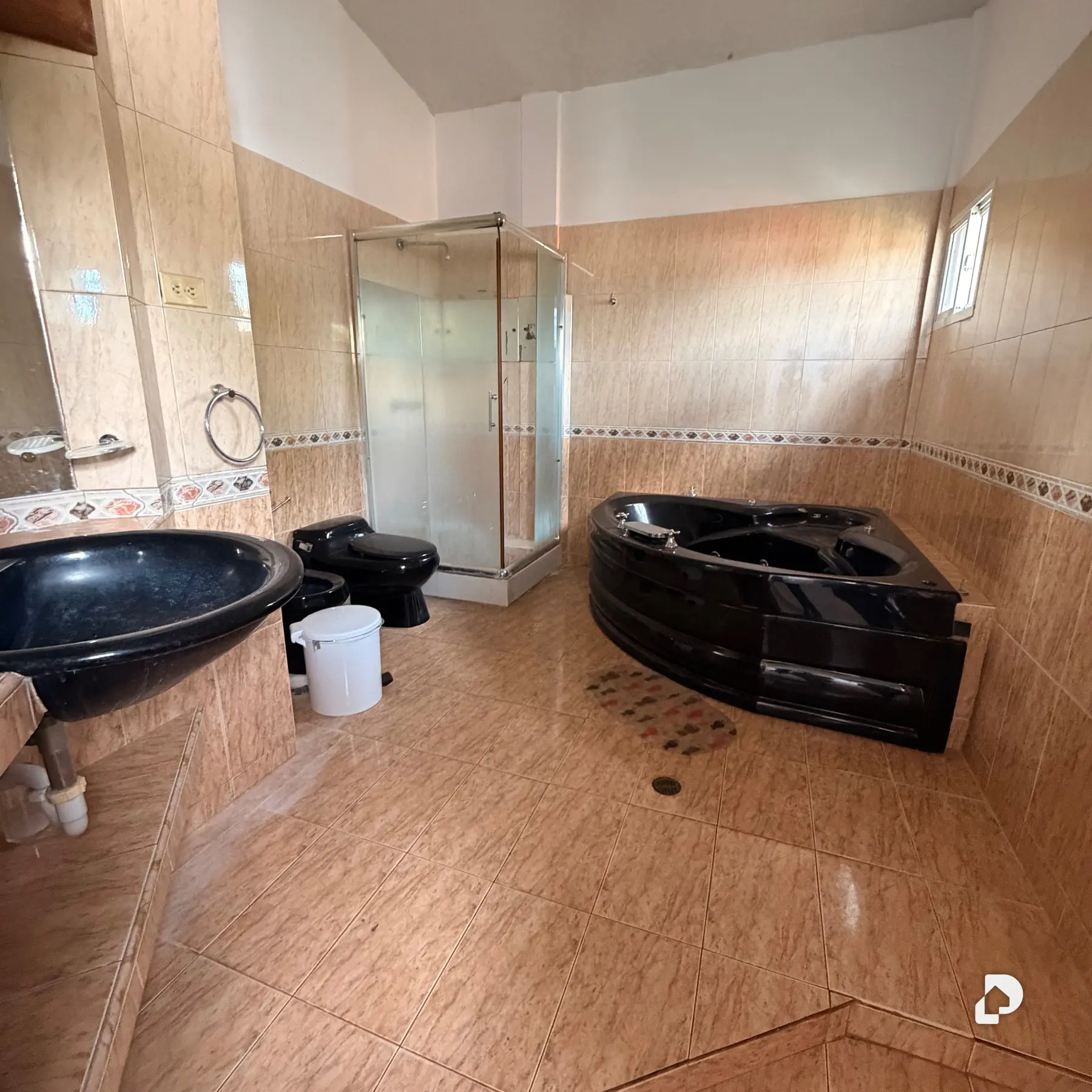 House in Anaco – 10
