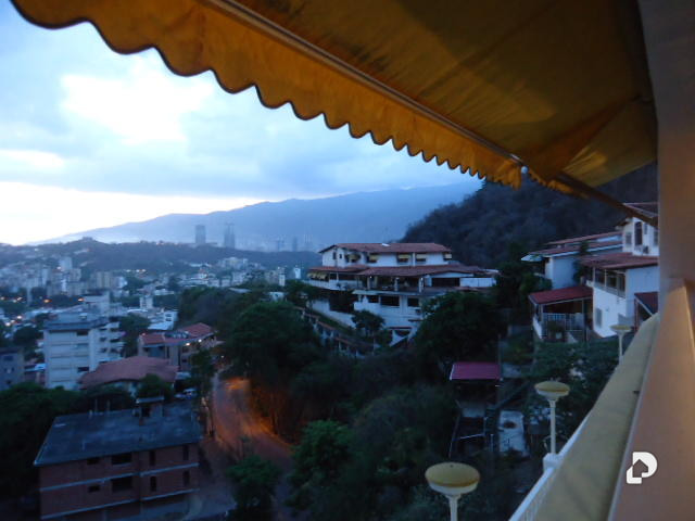 Casa en Colinas de Santa Mónica, Caracas – 13