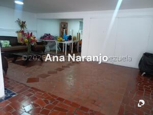 House in Lomas de Prados del Este, Caracas – 10
