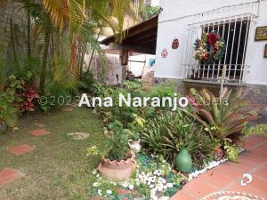 House in Lomas de Prados del Este, Caracas – 3