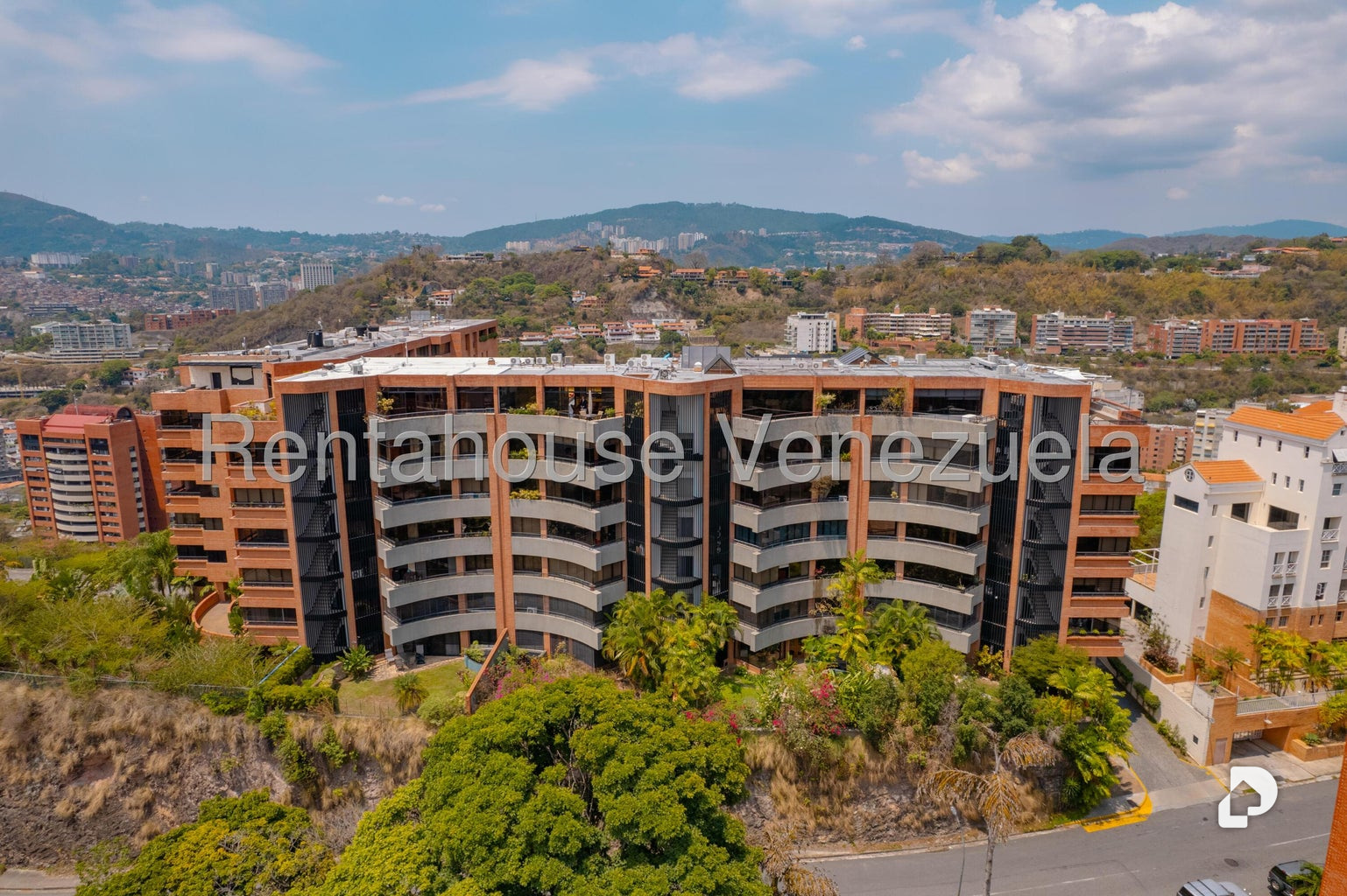 Penthouse en Colinas de Valle Arriba, Caracas – 1
