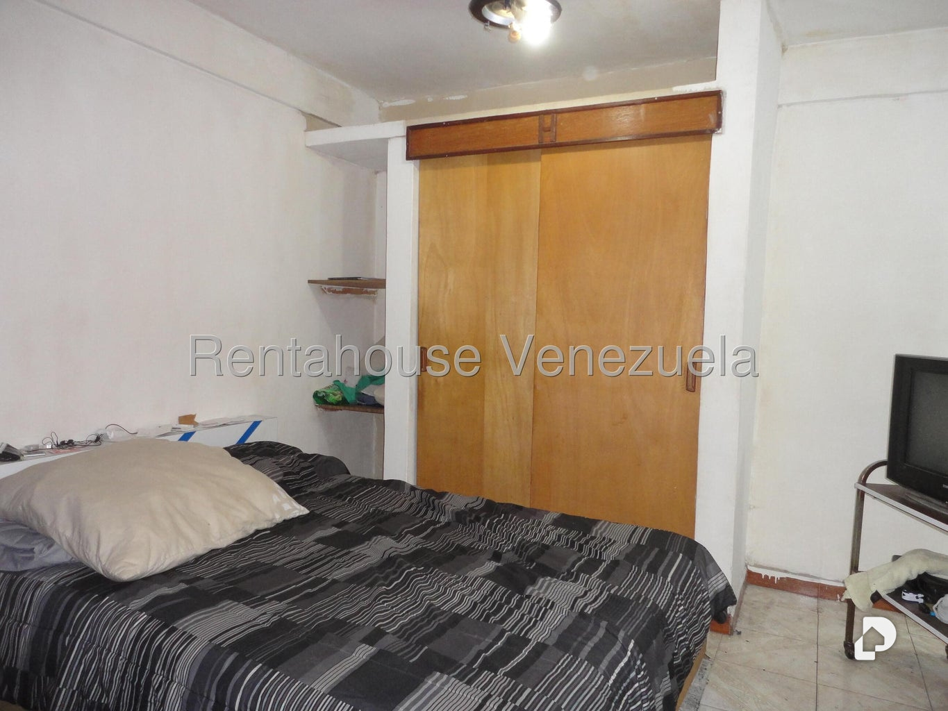 Casa en Catia, Caracas – 28