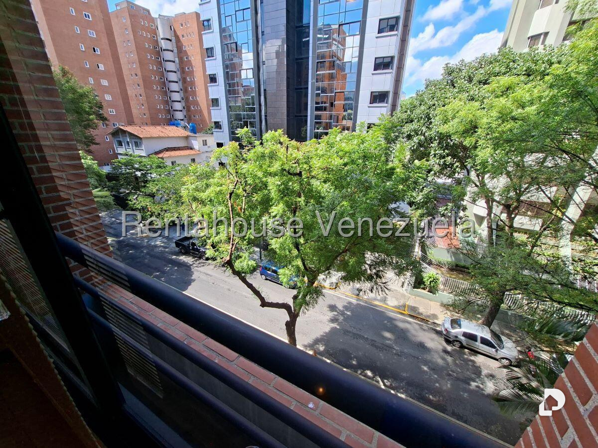 Apartamento en El Rosal, Caracas – 8