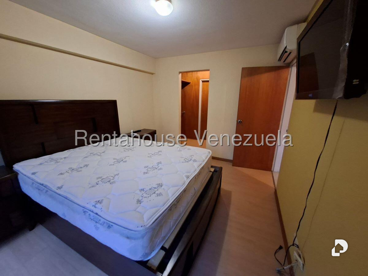 Apartamento en El Rosal, Caracas – 13