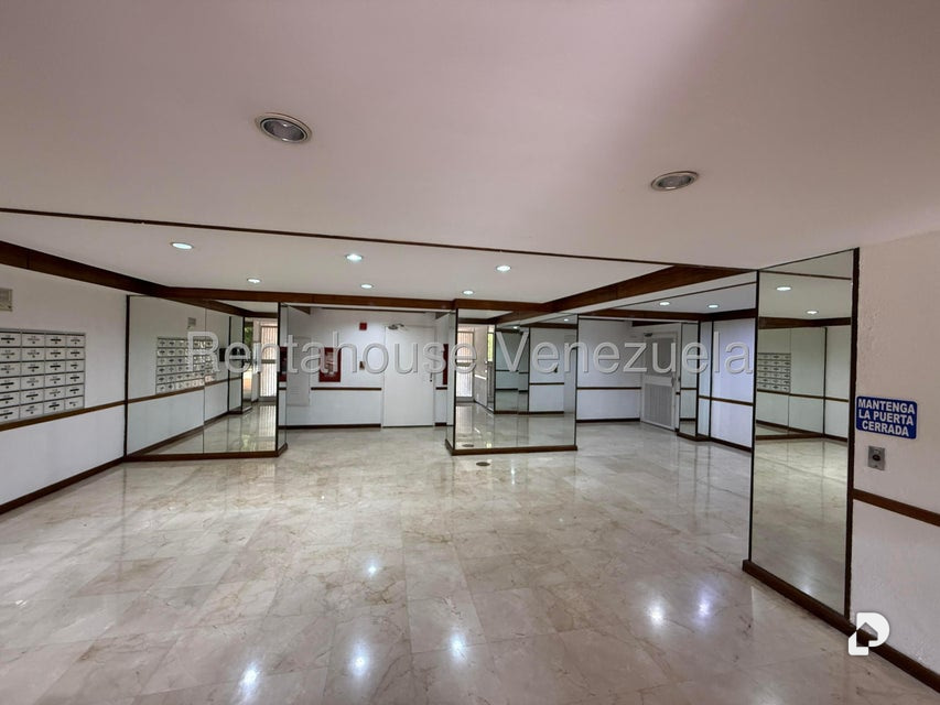Apartamento en Manzanares, Caracas – 3