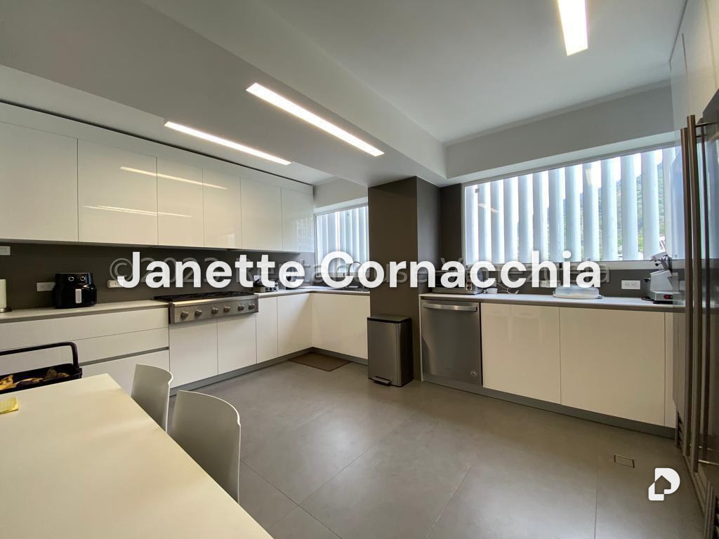 Apartamento en Altamira, Caracas – 15