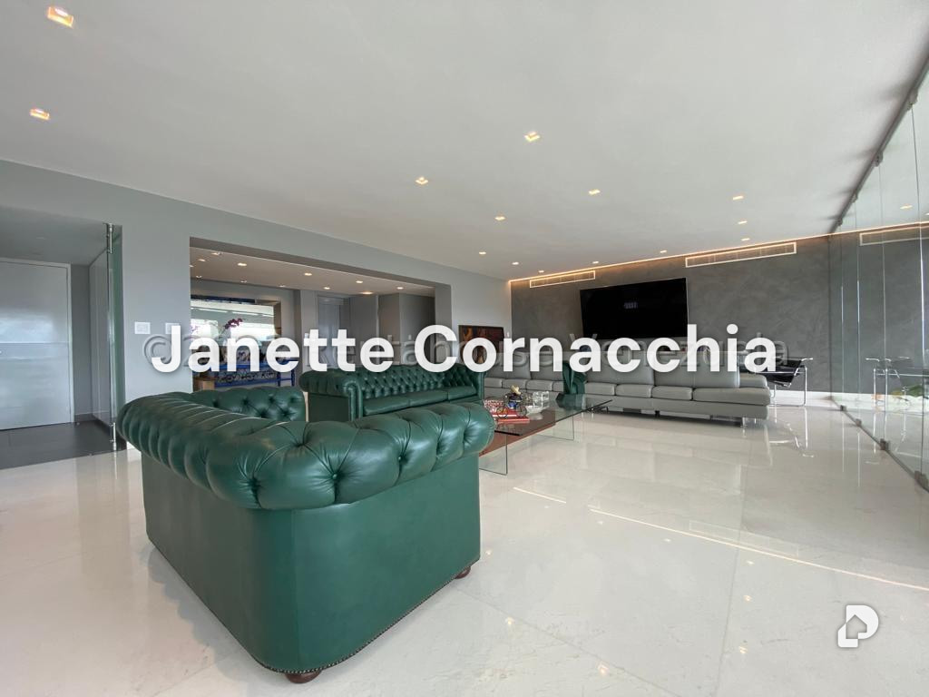Apartamento en Altamira, Caracas – 11