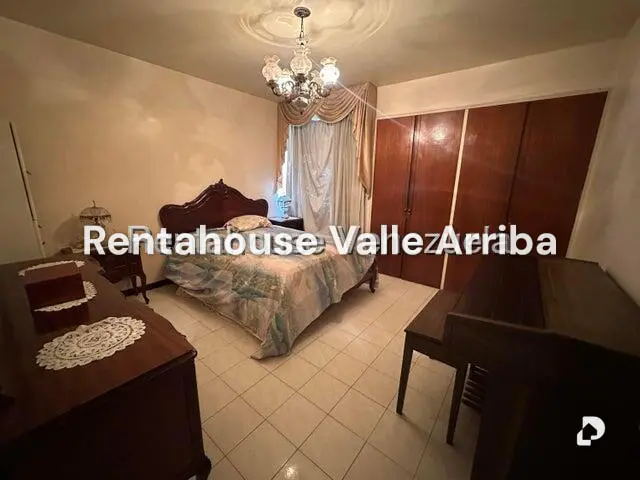 Apartamento en El Paraíso, Caracas – 19