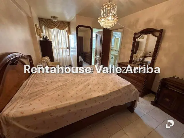 Apartamento en El Paraíso, Caracas – 17
