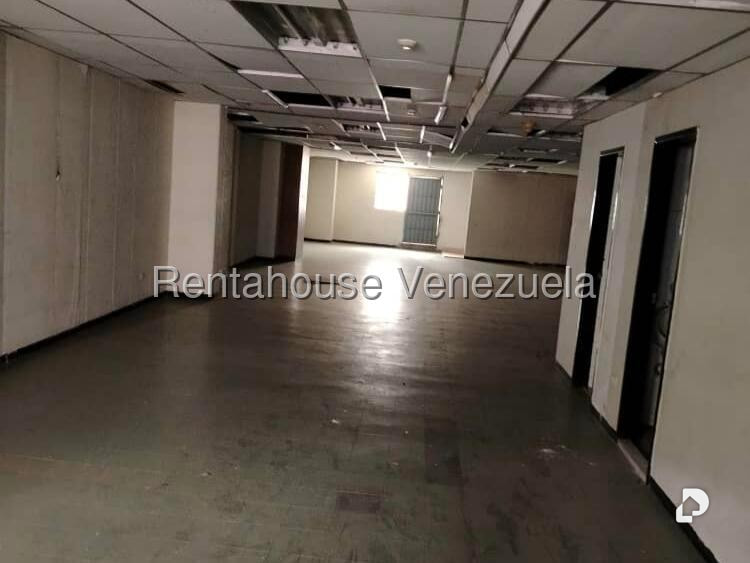 Local comercial en Parroquia La Candelaria, Caracas – 10