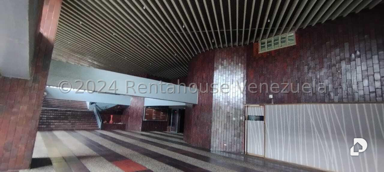 Oficina en Los Dos Caminos, Caracas – 2