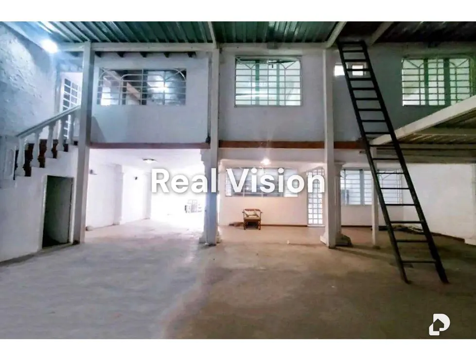 Local comercial en La Trinidad, Caracas – 11