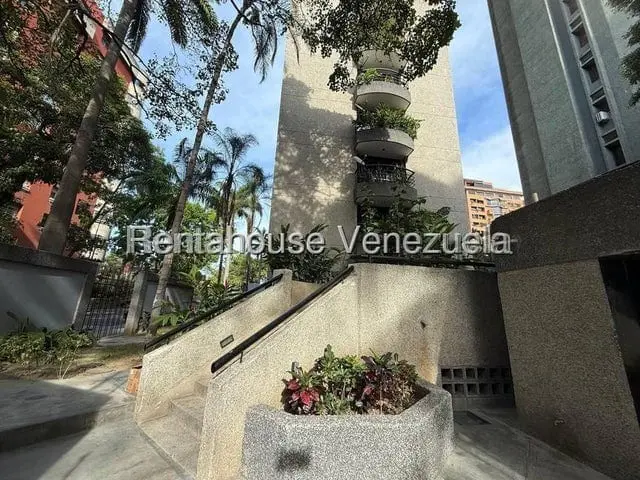 Apartment in El Rosal, Caracas - 1