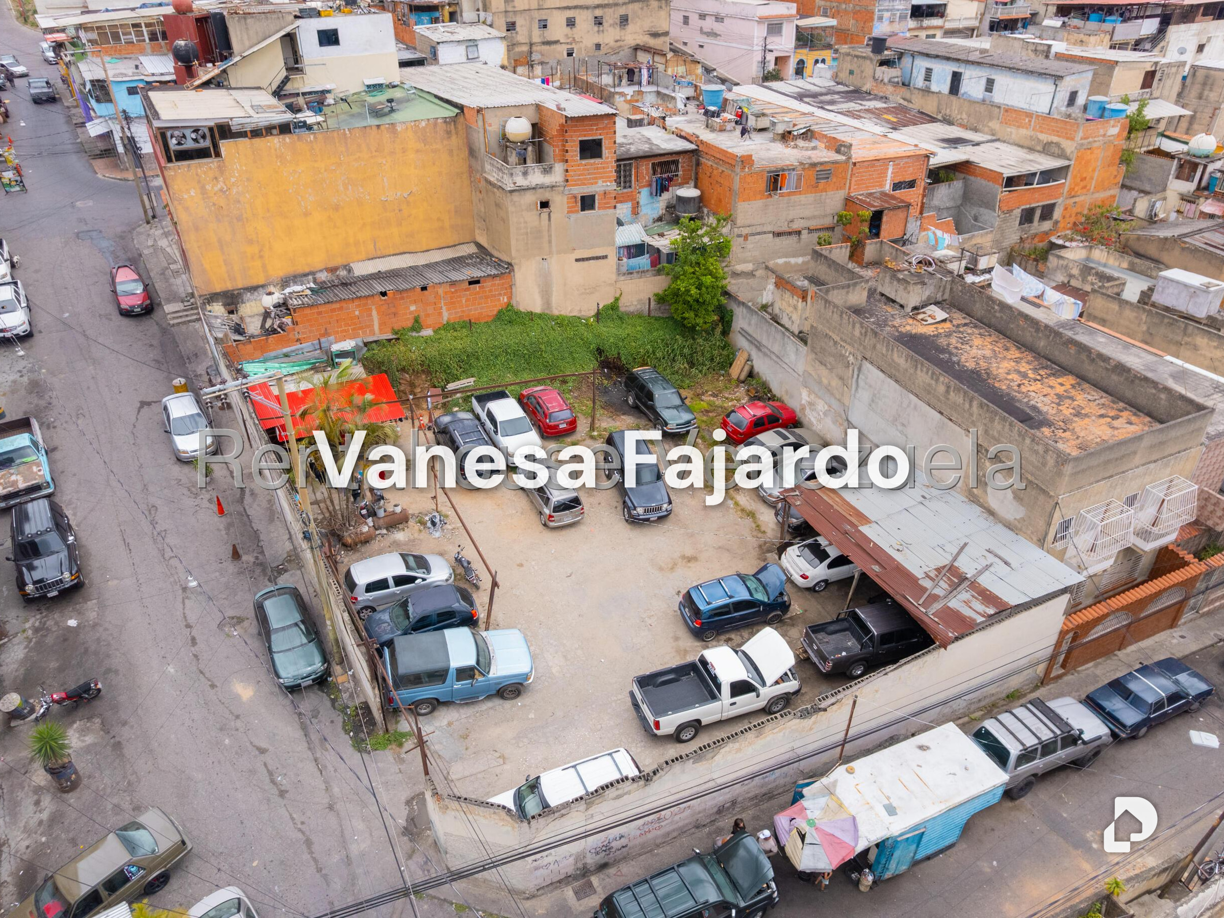 Terreno en Catia, Caracas – 3