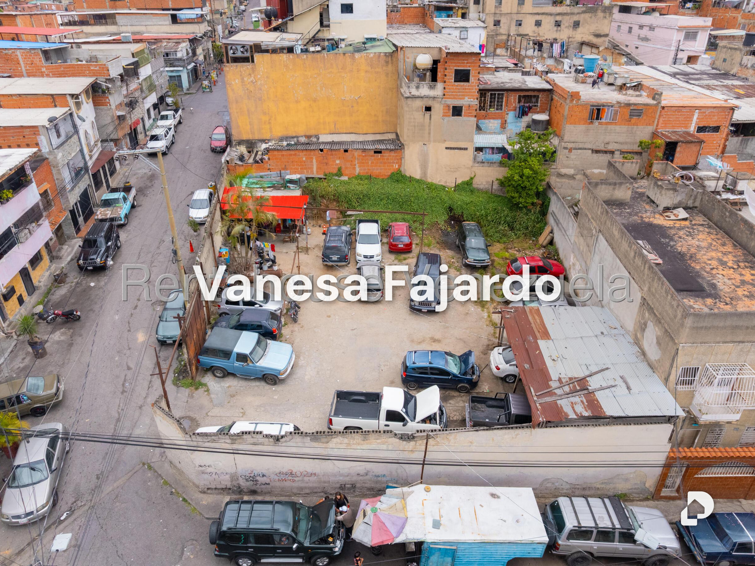 Terreno en Catia, Caracas – 2