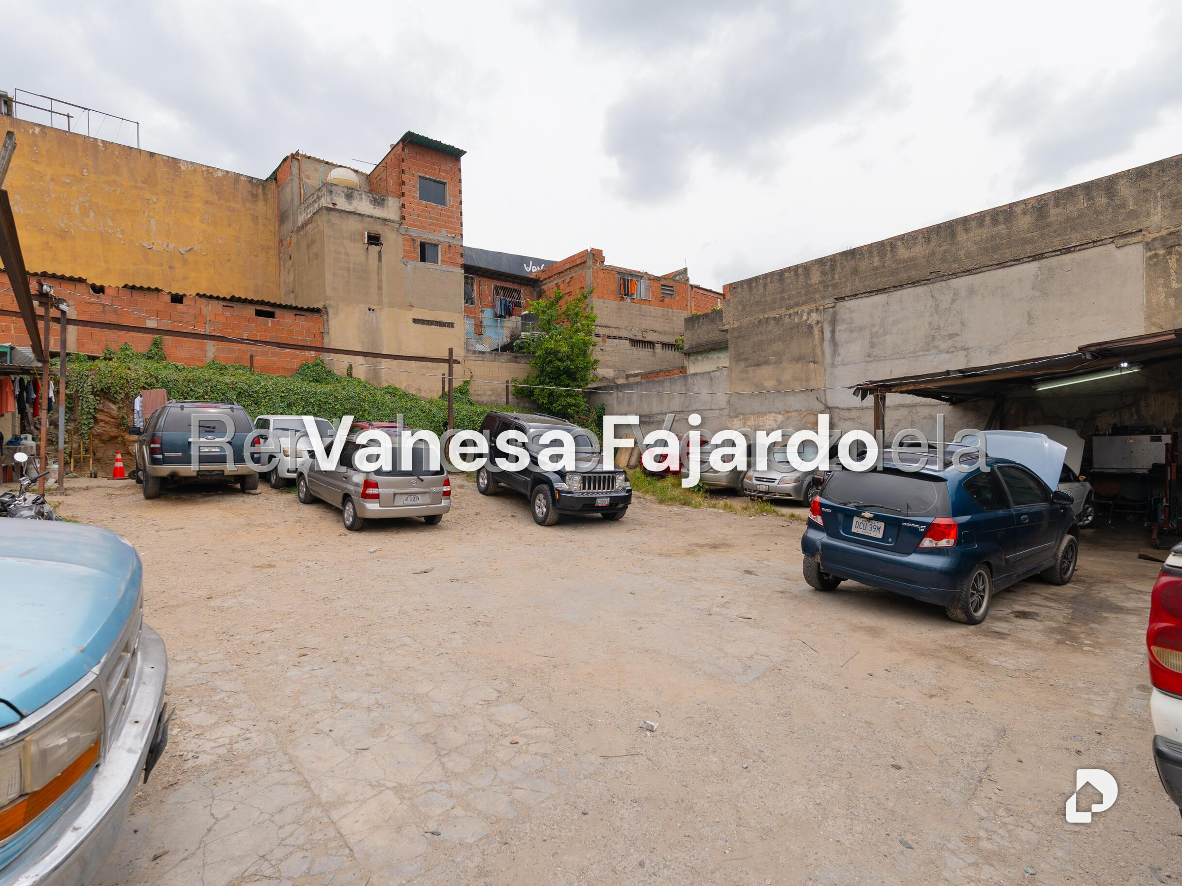 Terreno en Catia, Caracas – 13