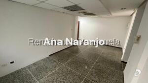 Local comercial en Bello Monte, Caracas – 12