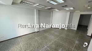Local comercial en Bello Monte, Caracas – 17
