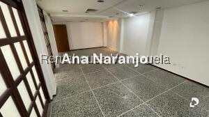 Local comercial en Bello Monte, Caracas – 16
