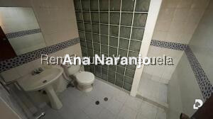 Local comercial en Bello Monte, Caracas – 4