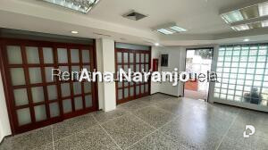 Local comercial en Bello Monte, Caracas – 19