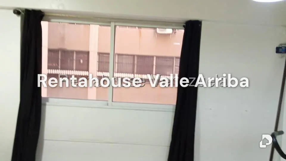 Apartamento en Parroquia Catedral, Caracas – 13