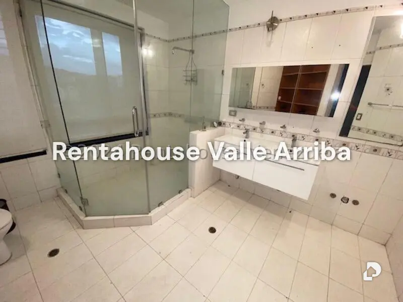 Apartamento en Los Samanes, Caracas – 23