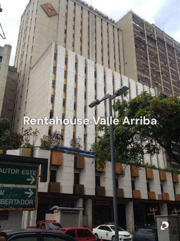 Oficina en Parroquia La Candelaria, Caracas – 1