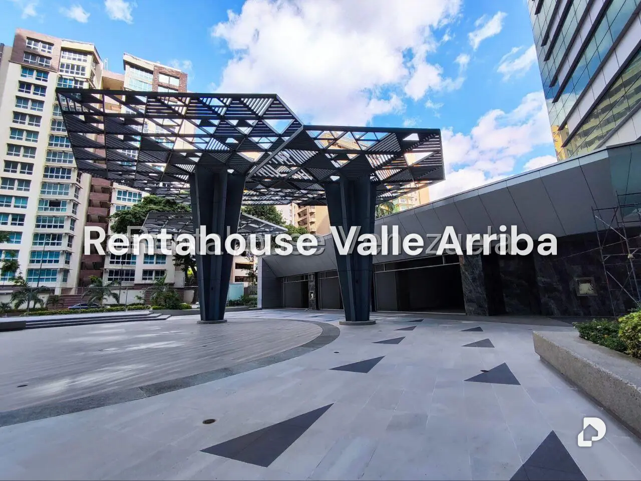 Local comercial en Campo Alegre, Caracas – 29