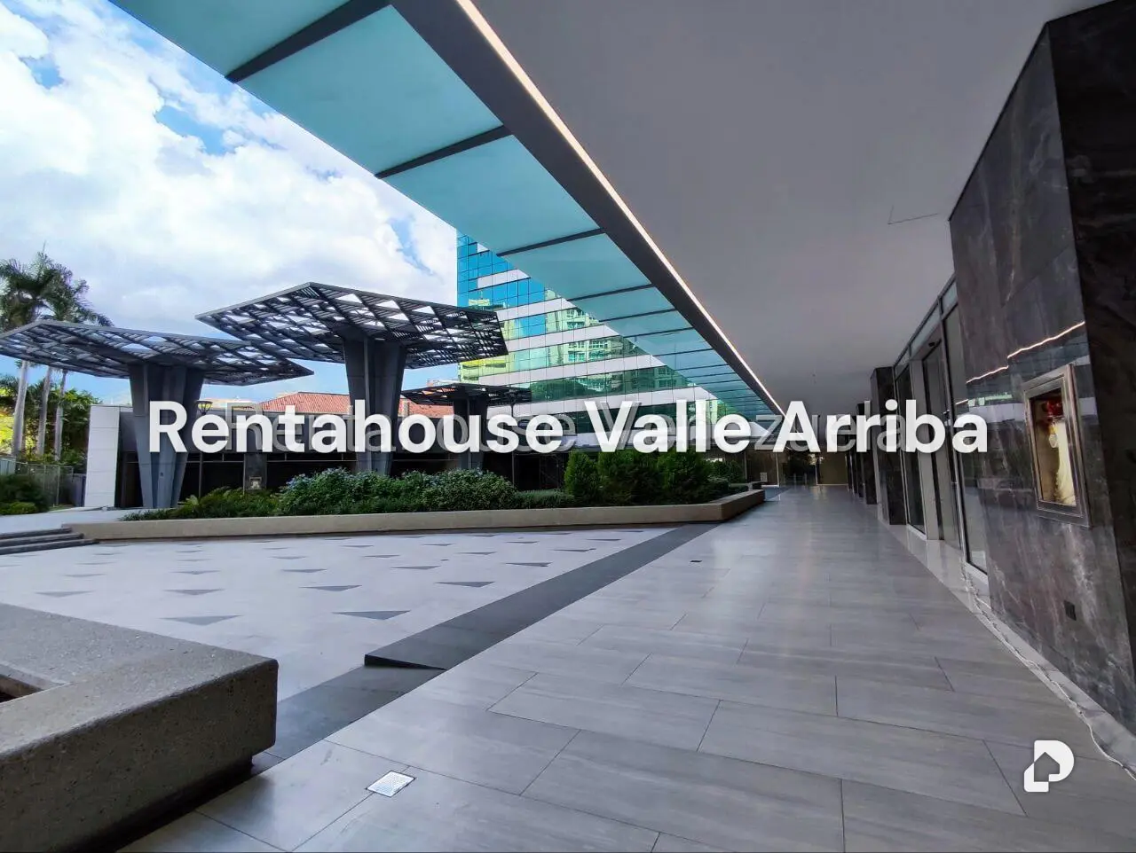 Local comercial en Campo Alegre, Caracas – 17
