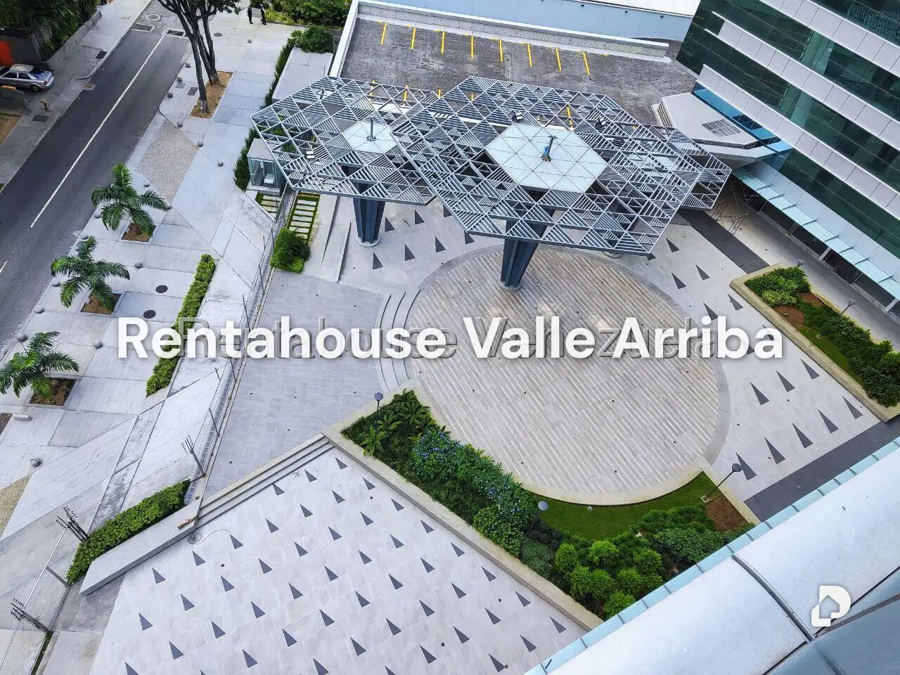 Local comercial en Campo Alegre, Caracas – 27