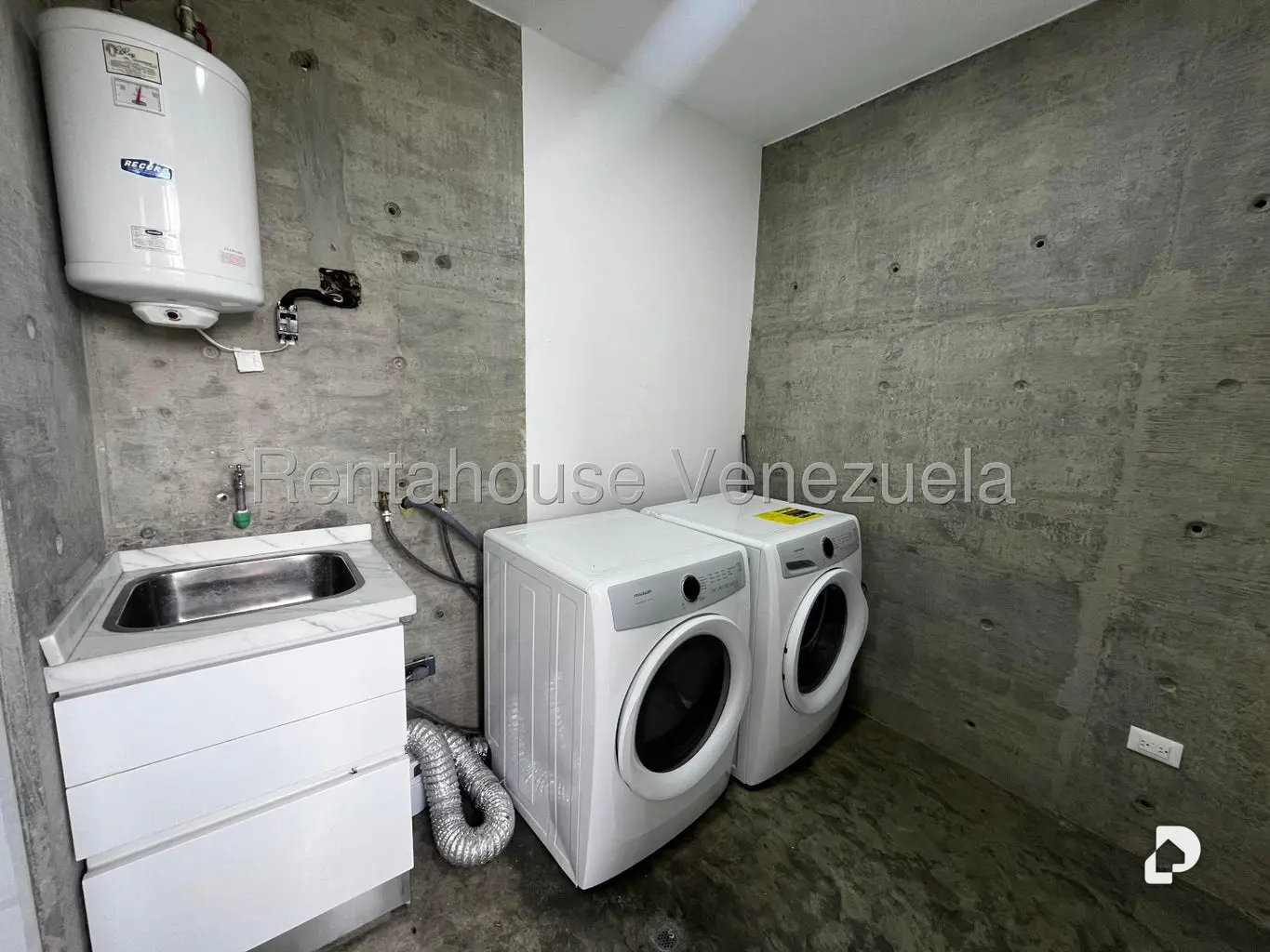 Apartamento en Oripoto, Caracas – 8