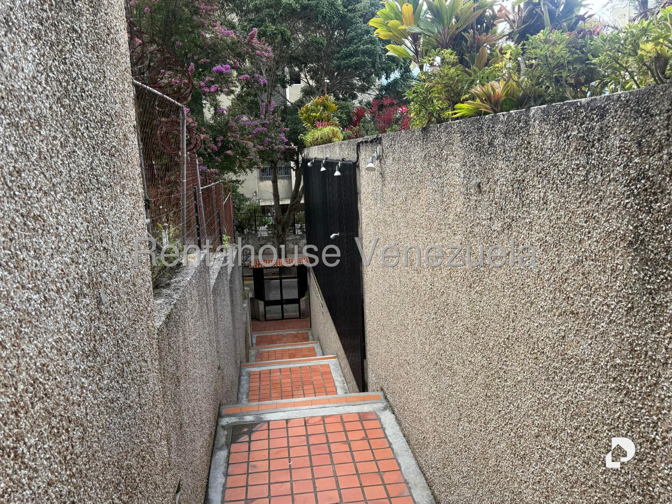 Apartamento en Los Naranjos (del Cafetal), Caracas – 30