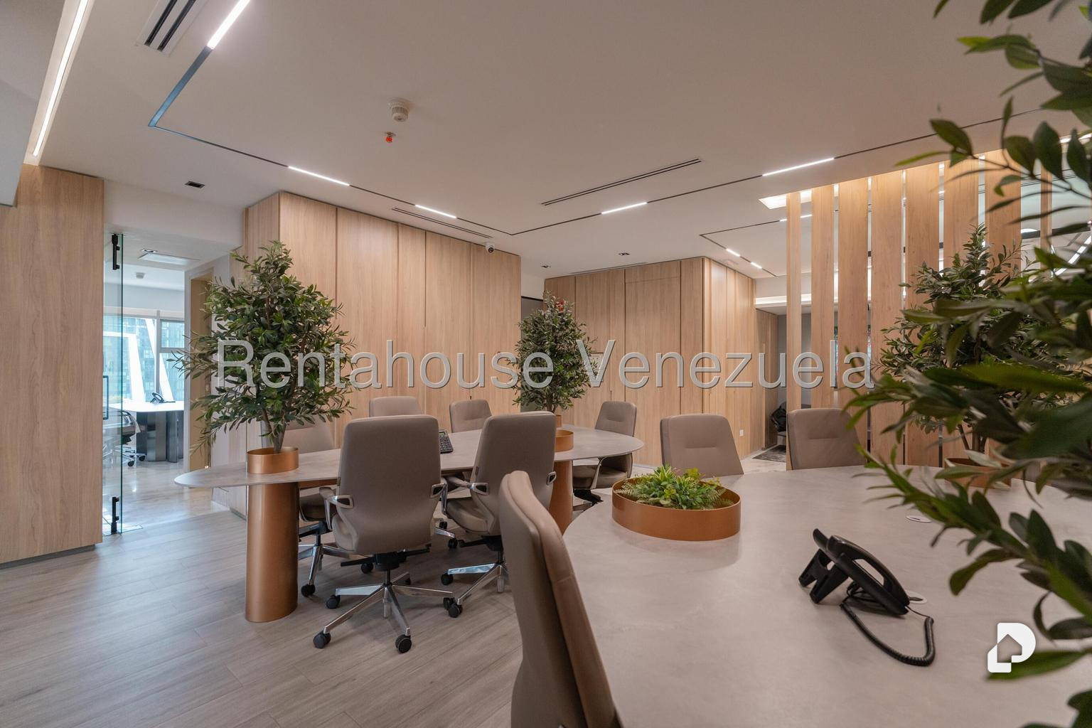 Local comercial en Las Mercedes, Caracas – 25