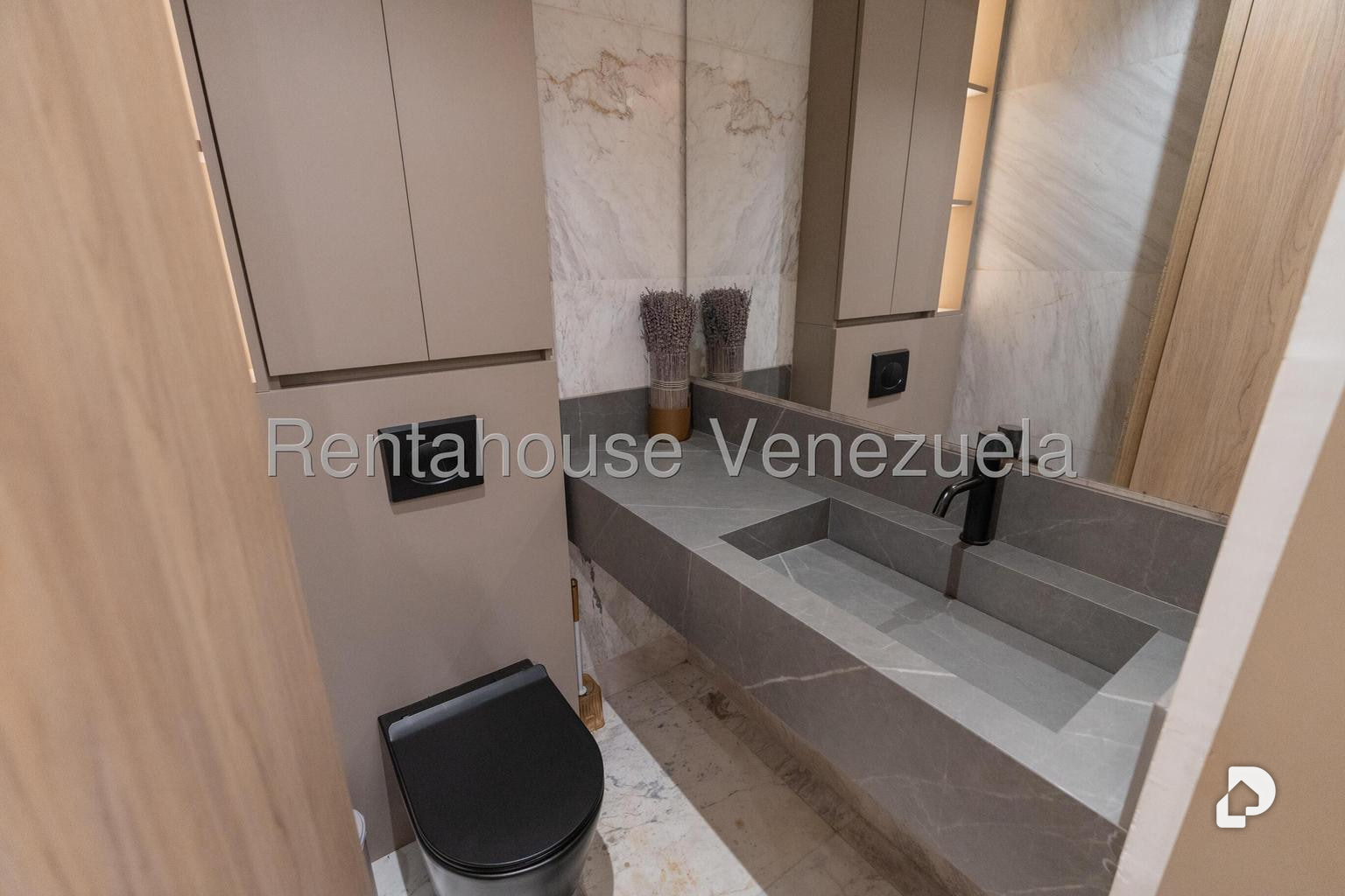 Local comercial en Las Mercedes, Caracas – 26