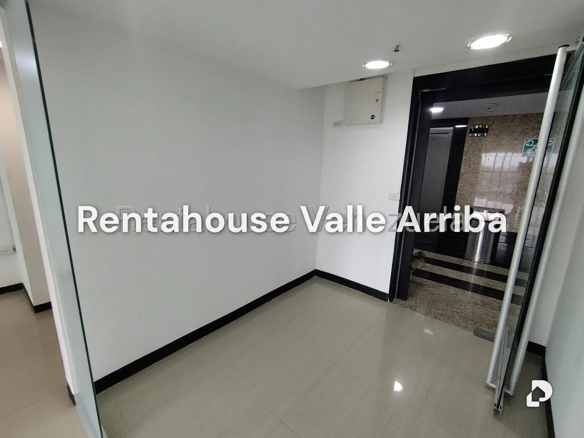 Oficina en El Hatillo, Caracas – 16