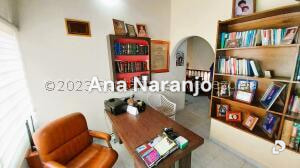 Casa en Alto Prado, Caracas – 19