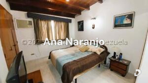 Casa en Alto Prado, Caracas – 21