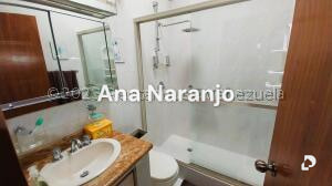 Casa en Alto Prado, Caracas – 22