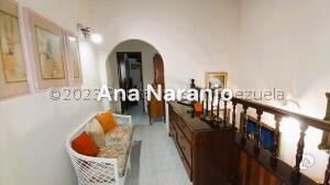 Casa en Alto Prado, Caracas – 29